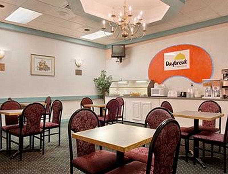 Days Inn By Wyndham Orlando Airport Florida Mall Williamsburg Restaurant foto